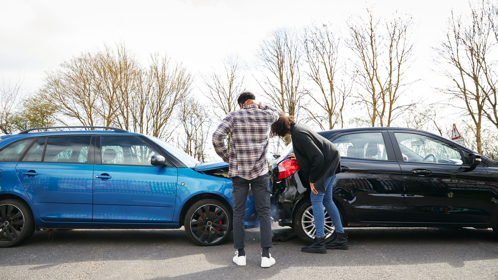 What Should You Do If Hit While Driving Someone Else’s Car? What Should You Do If Hit While Driving Someone Else's Car?